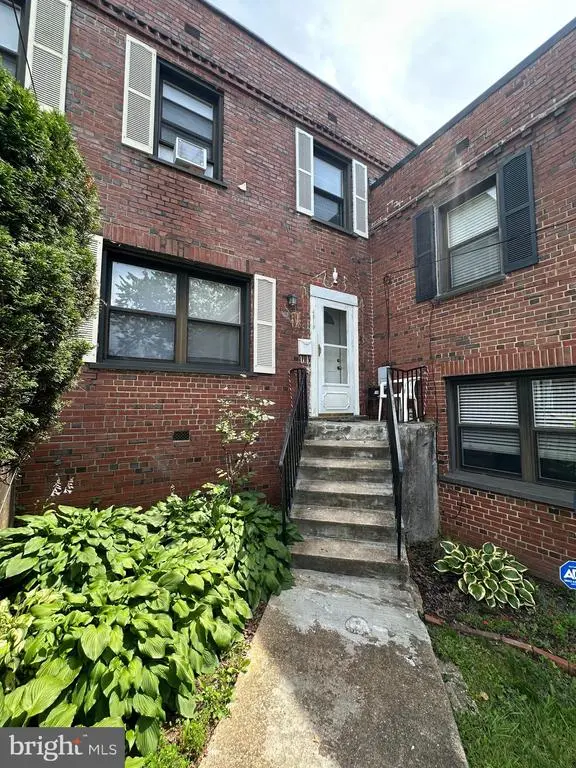 4919 Sheriff Rd Ne, WASHINGTON