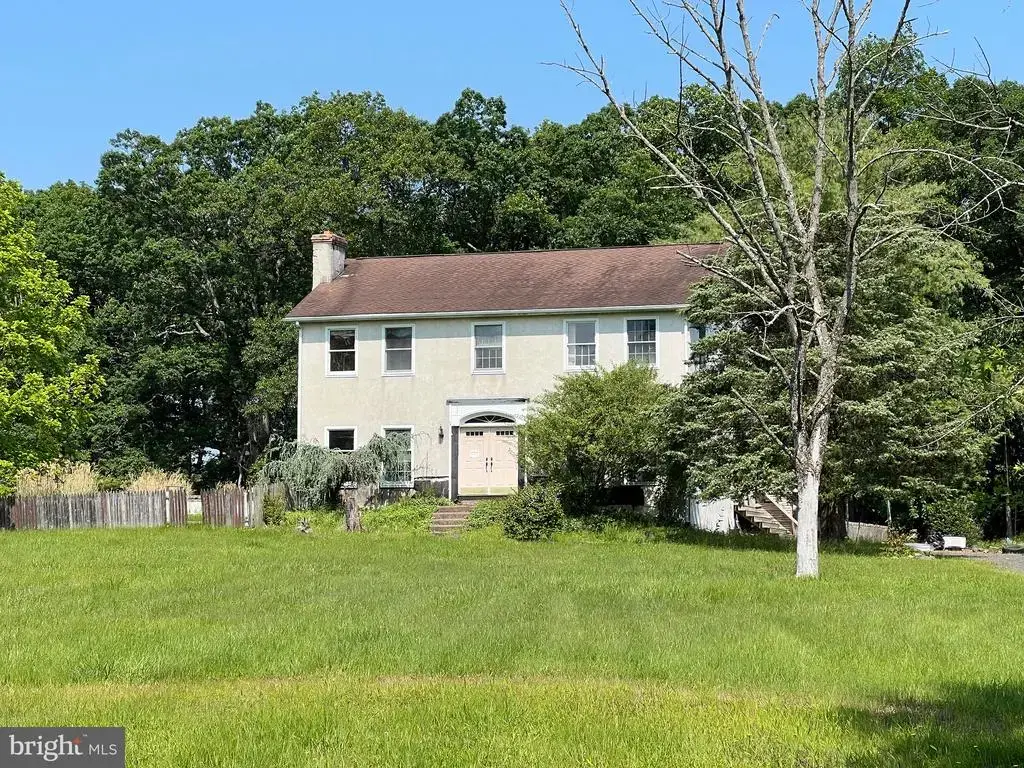 7077 Ferry, NEW HOPE