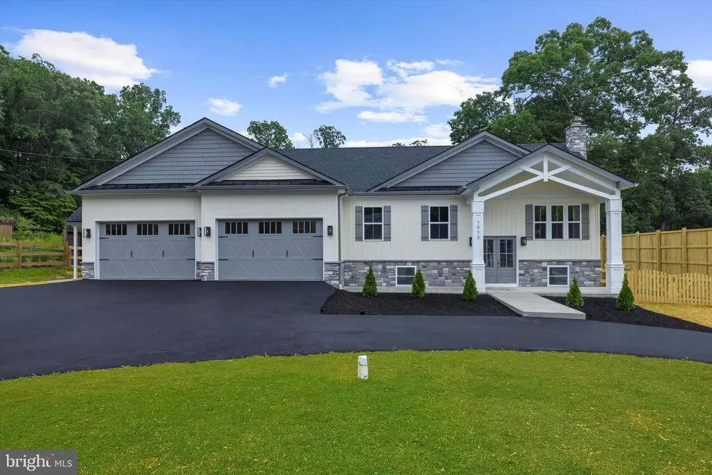 7973 Belhaven Ave, Pasadena