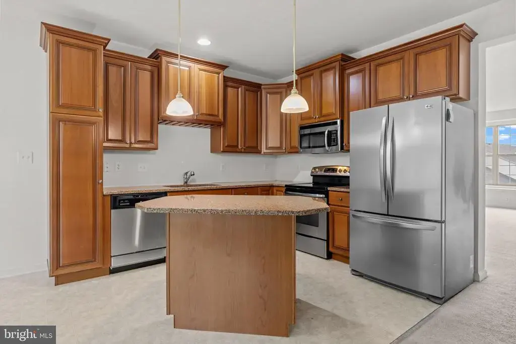 66 Lilly Dr, FEASTERVILLE TREVOSE