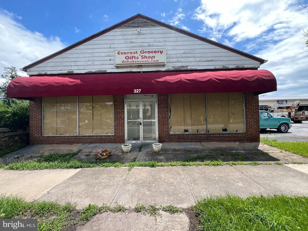 327 N Royal Ave, Front Royal