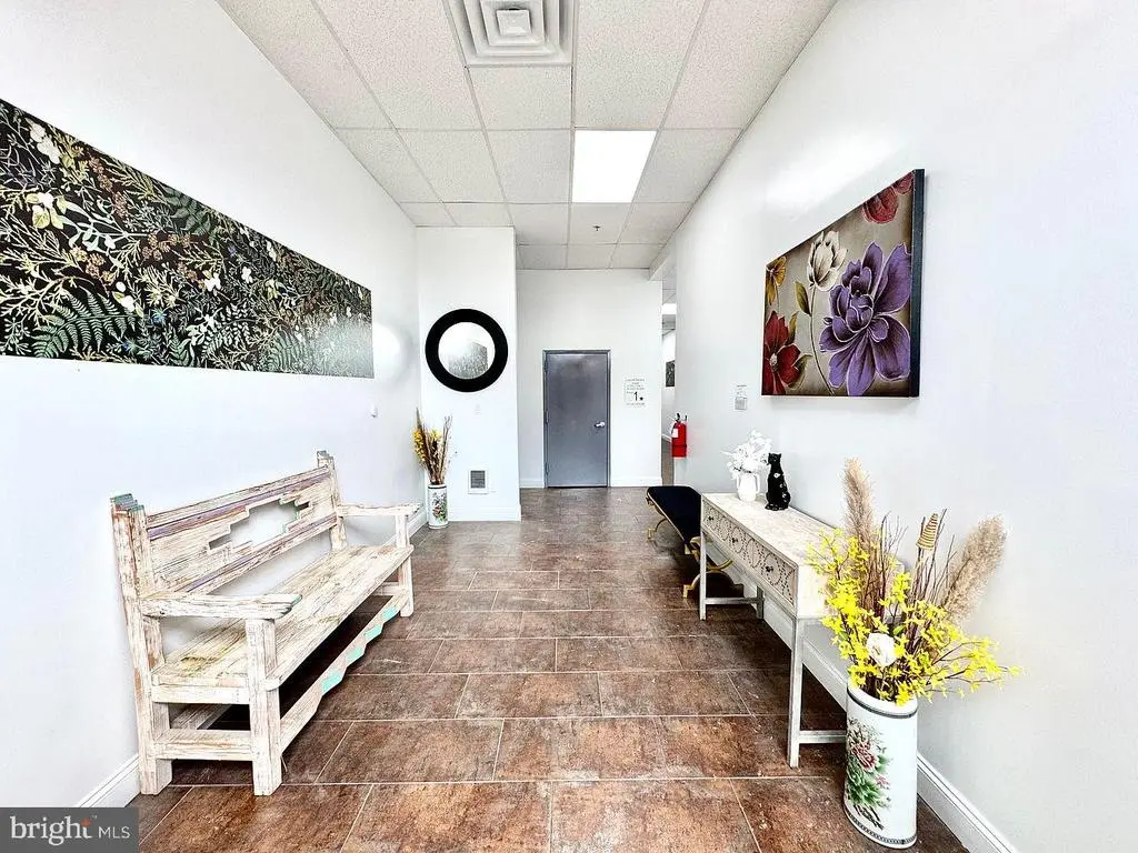 4077 Lancaster Ave #306, Philadelphia