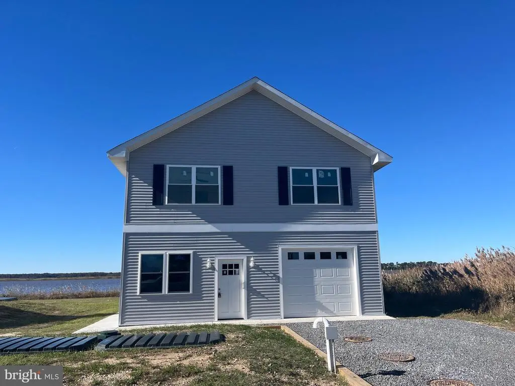 9026 Shore Dr, MILFORD