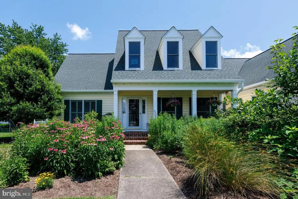 34 Londonderry Dr, Easton