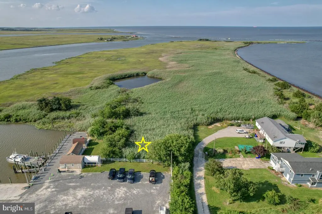 108 Driftwood, Milford