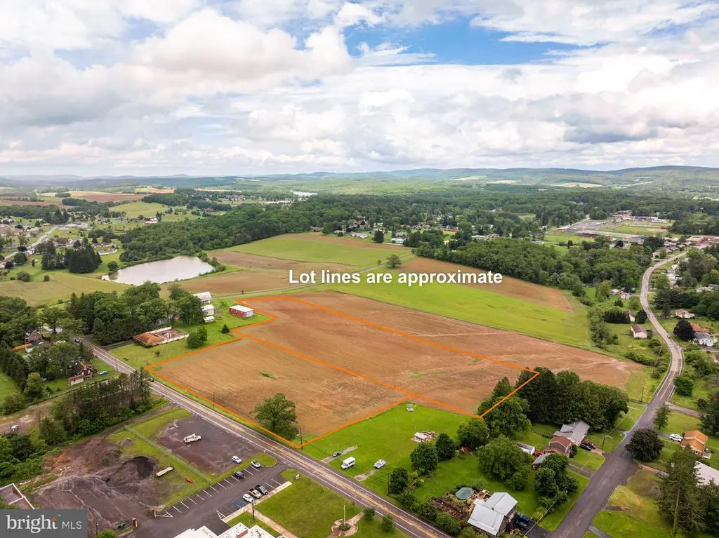 8th & Dennett Road St, Oakland