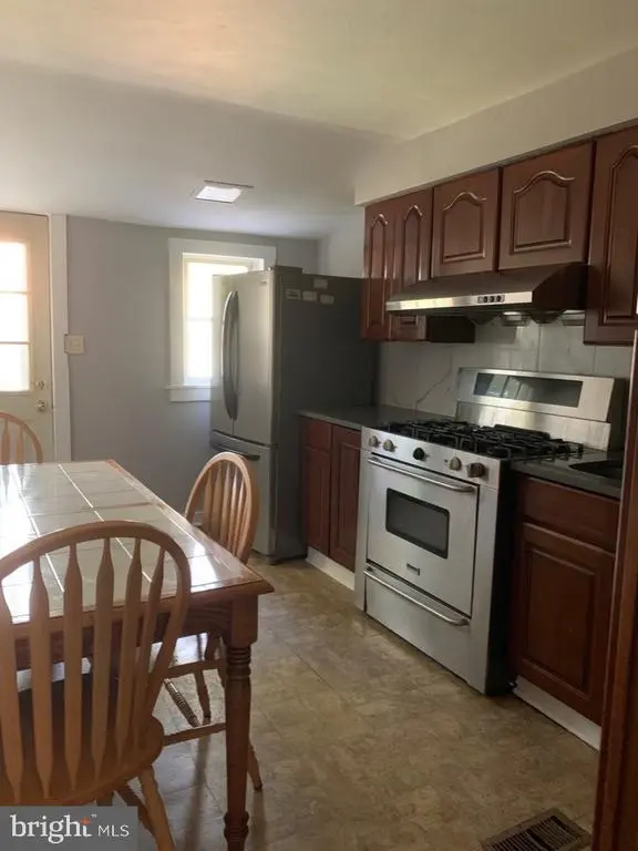 5740 Harbison Ave, PHILADELPHIA