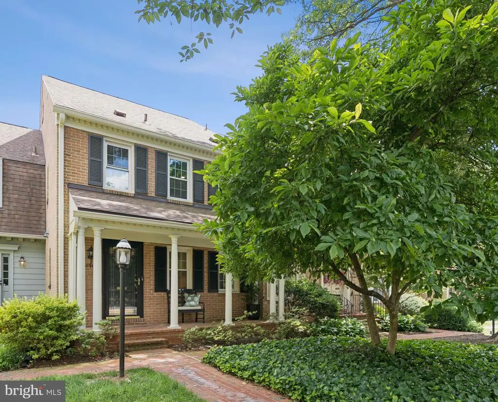 10905 Wickshire Way #g-2, North Bethesda