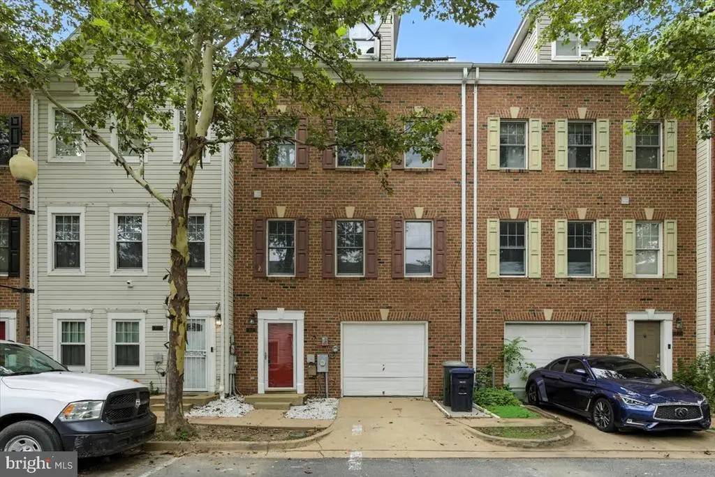 838 Hr Dr Se, WASHINGTON