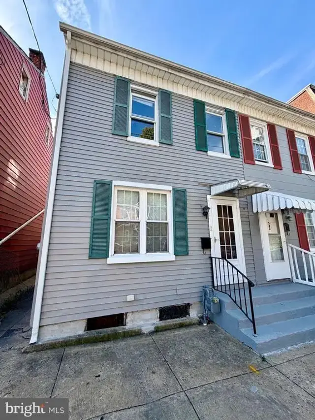 538 N Pershing Ave, York