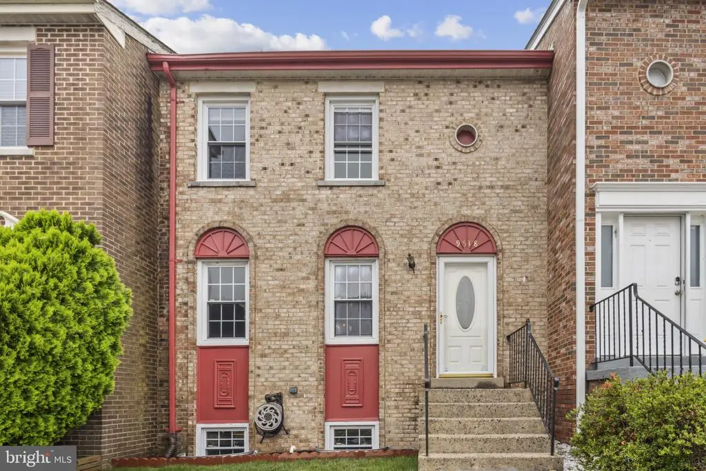 9518 Unity Ln, LORTON