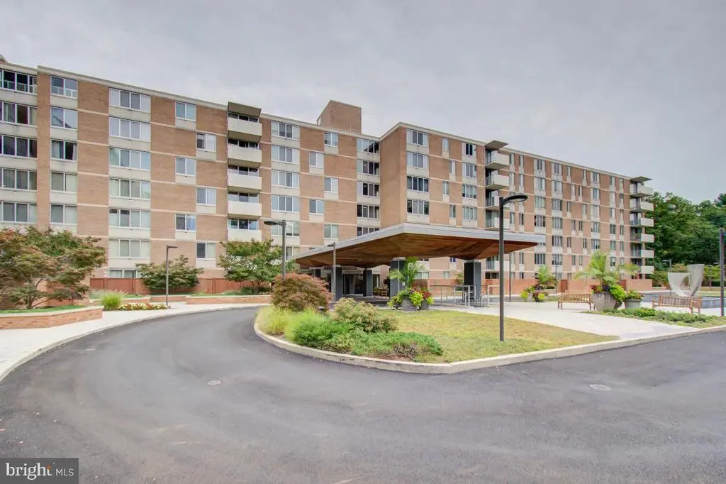 2939 Van Ness St Nw #737, WASHINGTON