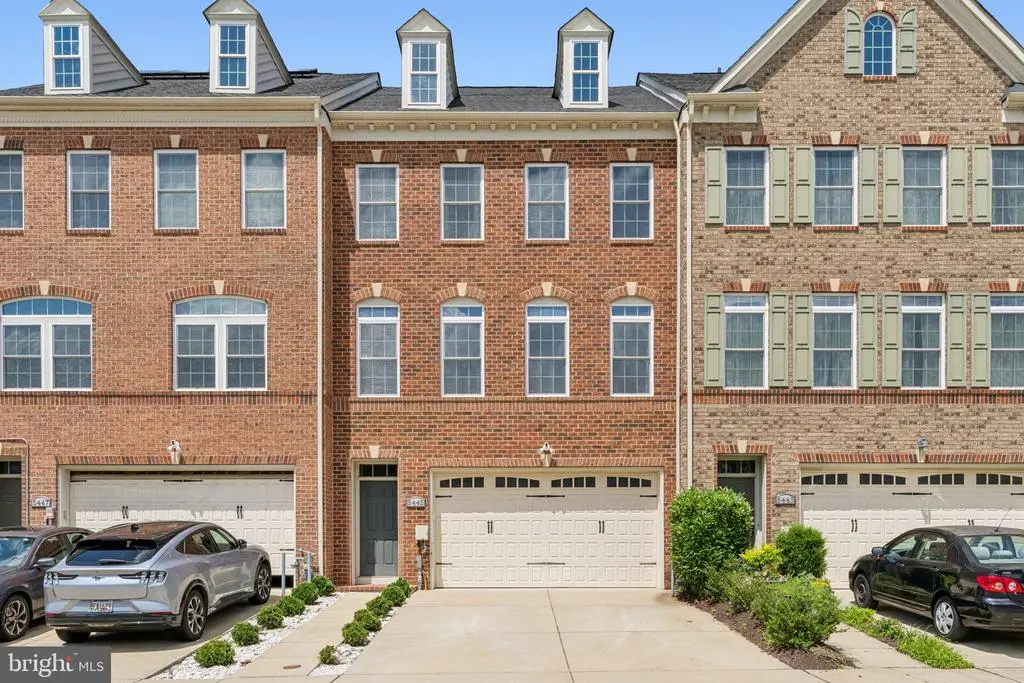 5445 Stream Bank Ln, Greenbelt