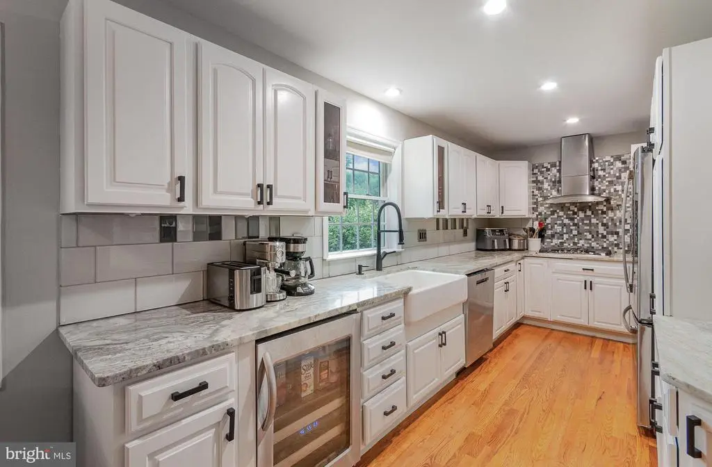 9016 Greylock St, ALEXANDRIA