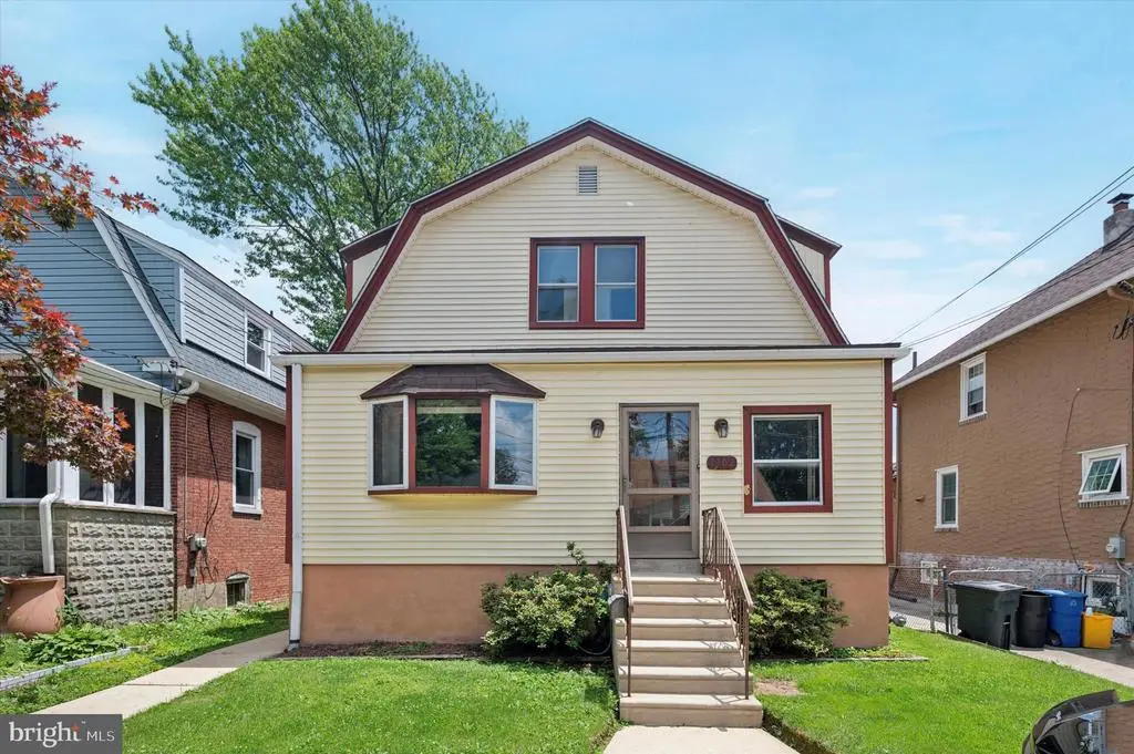 1102 Walnut, Collingdale