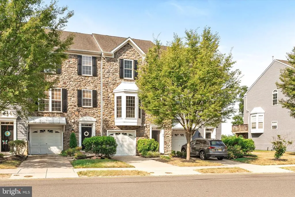 44 River Ln, DELANCO