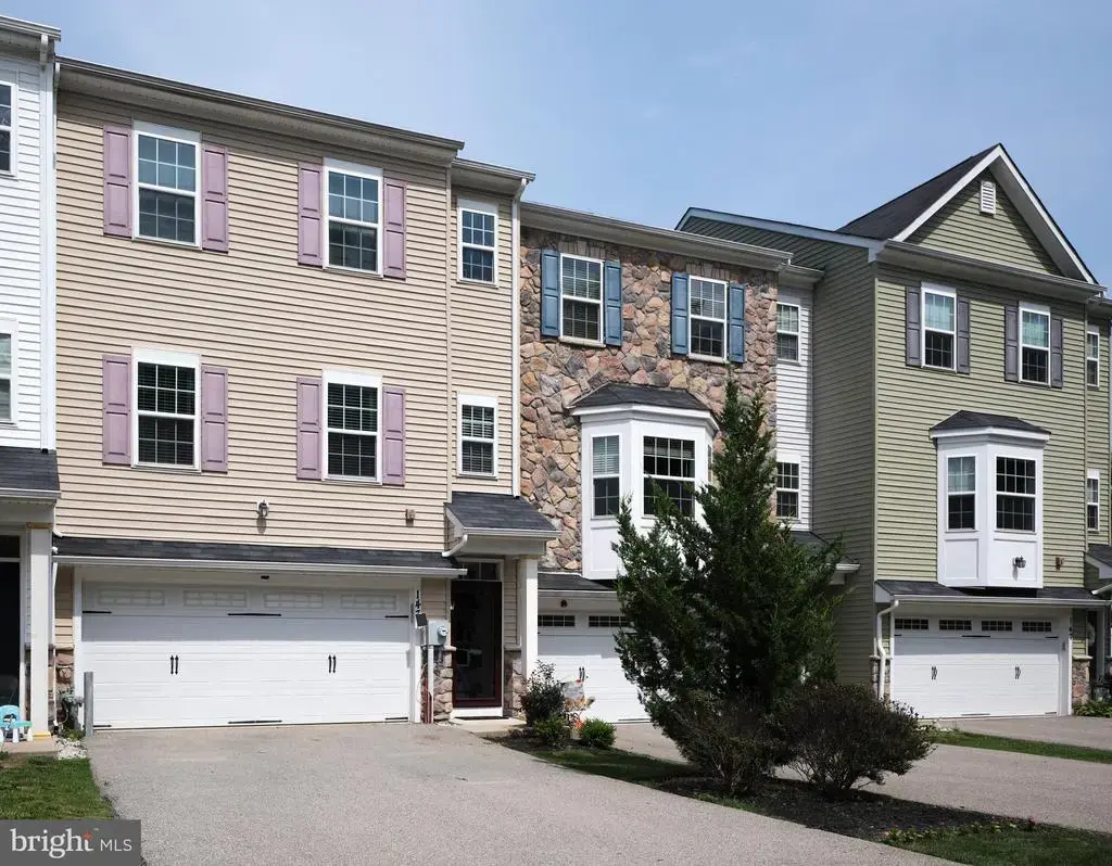 143 Graystone Dr, FEASTERVILLE TREVOSE