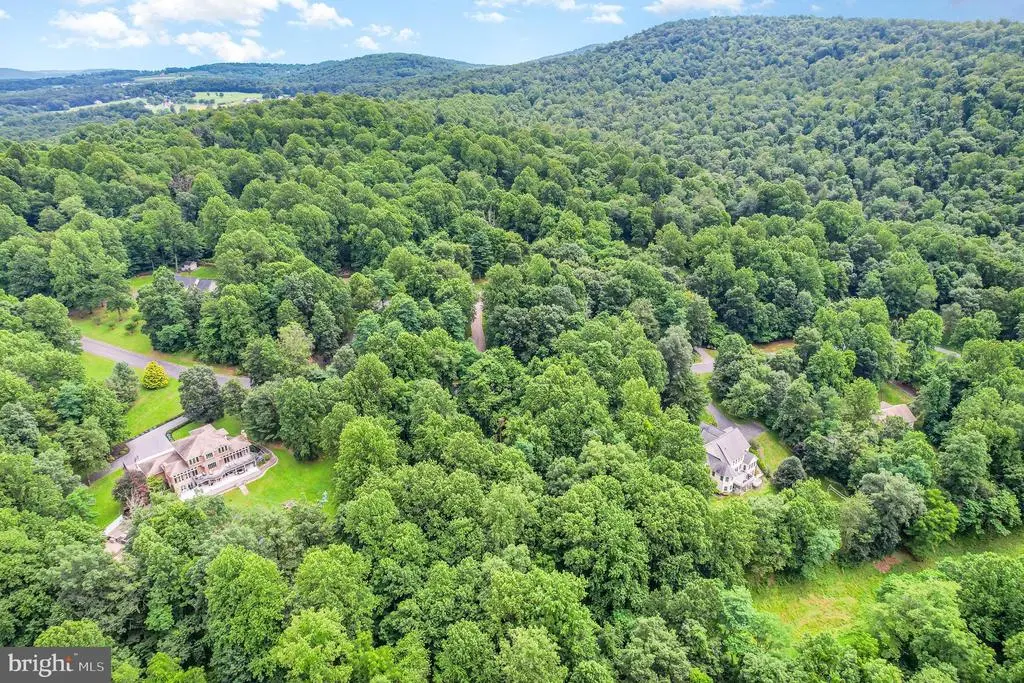 5 Glencarron Ct, Dillsburg