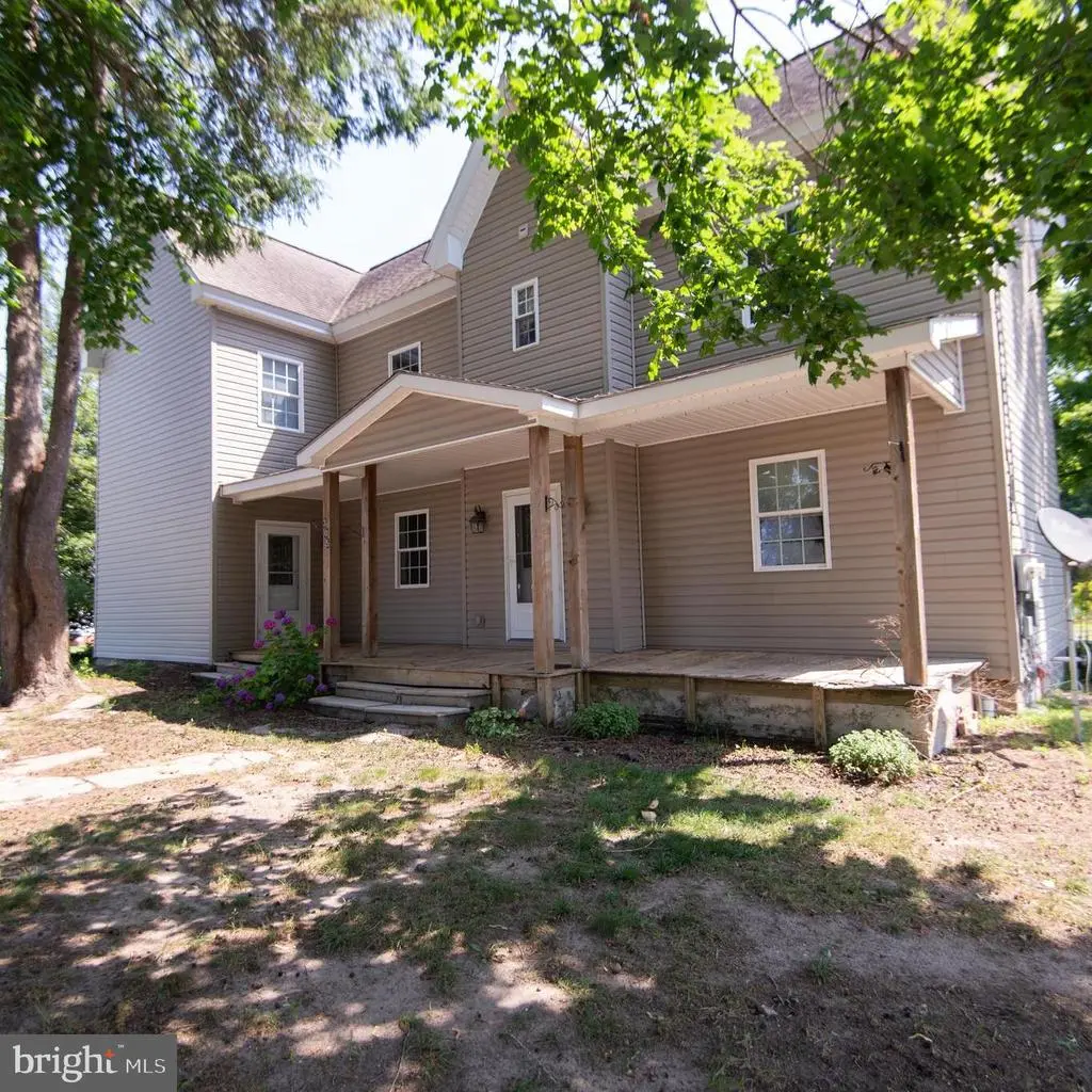 305 S Main St, Hurlock