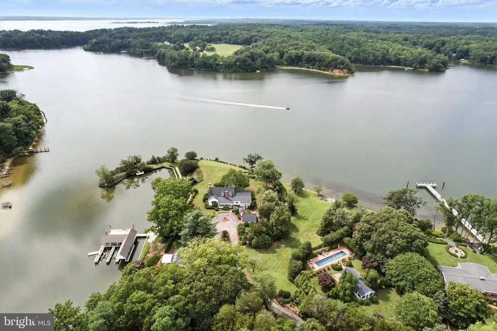 10750 Sawpit Cove Rd, Lusby