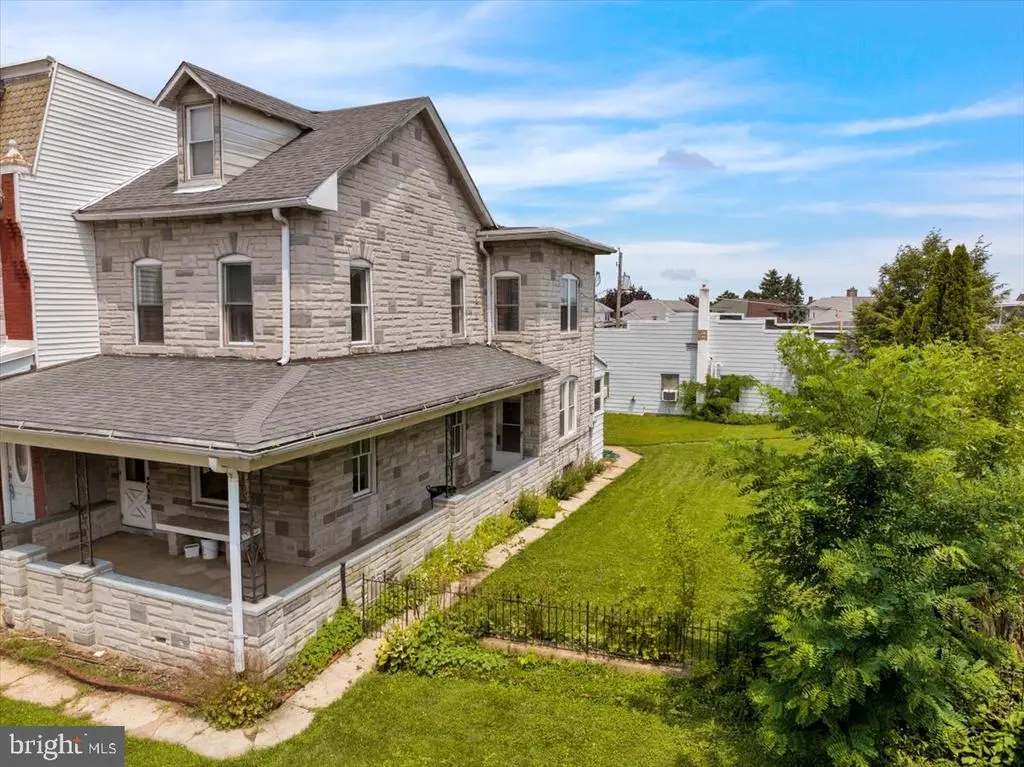 529 Chestnut St, WEST READING