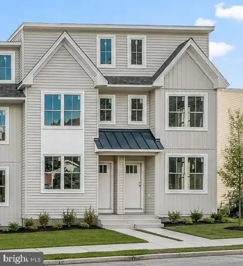 227 2nd Ave #6, ROYERSFORD