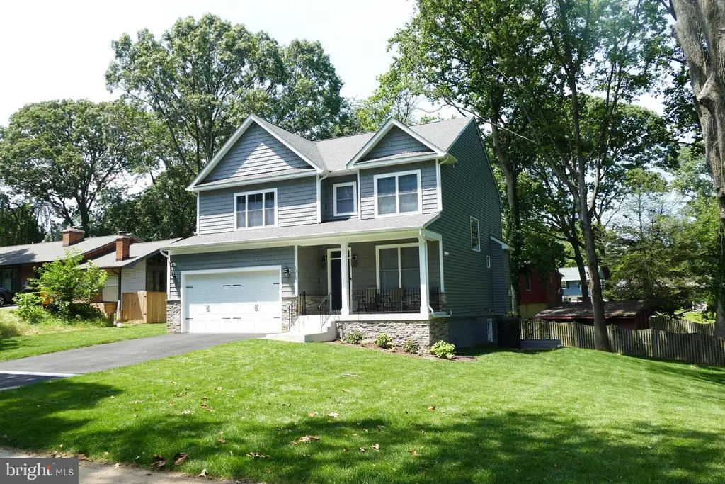 207 Beverley Ave, Edgewater