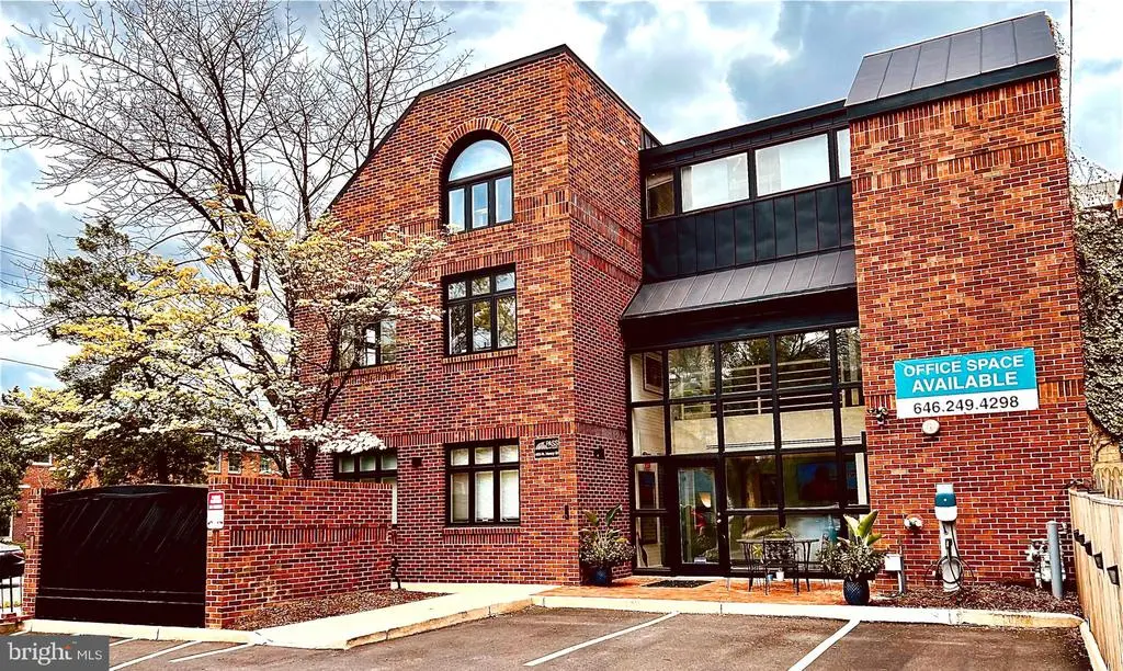 403 N Henry St N, ALEXANDRIA