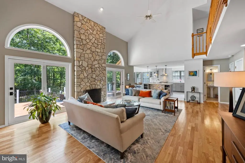 5 Hamilton Ct, SOUTHAMPTON