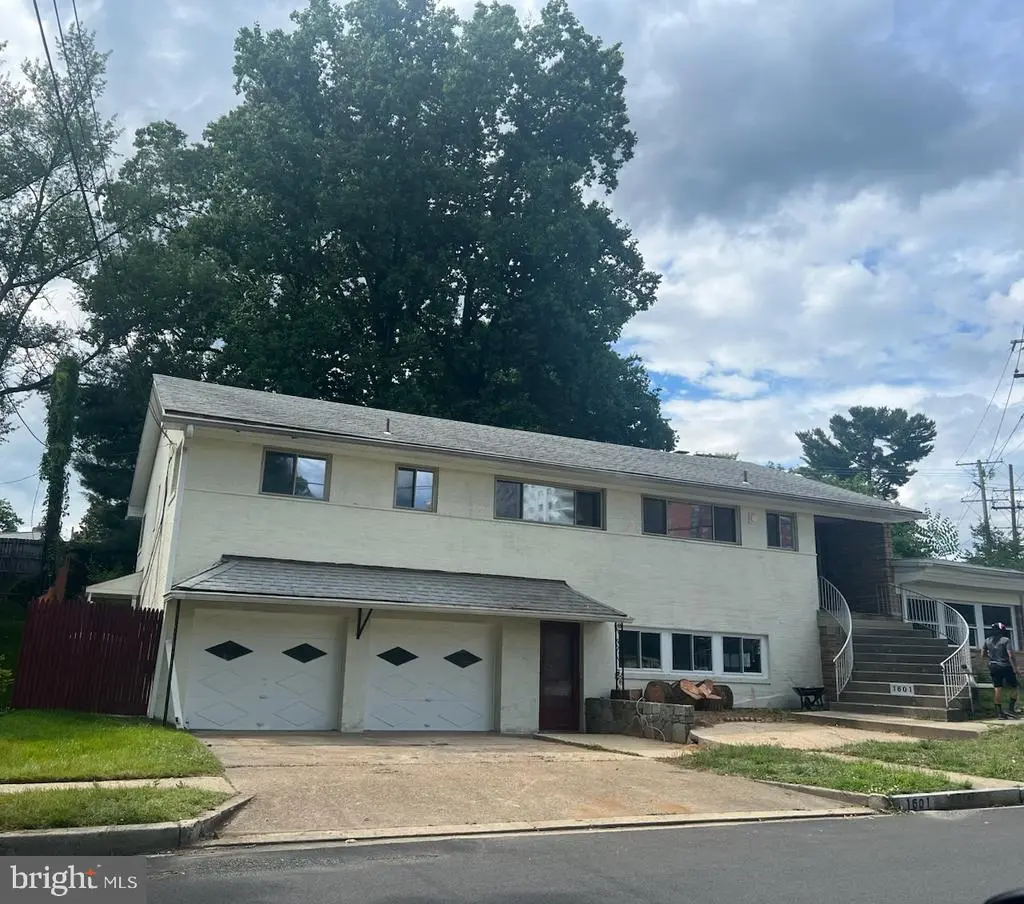 1601 North Portal Dr Nw, WASHINGTON