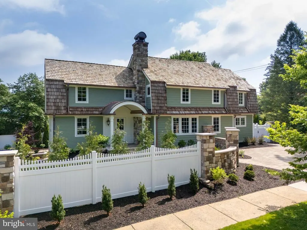 619 Mckee St, STATE COLLEGE