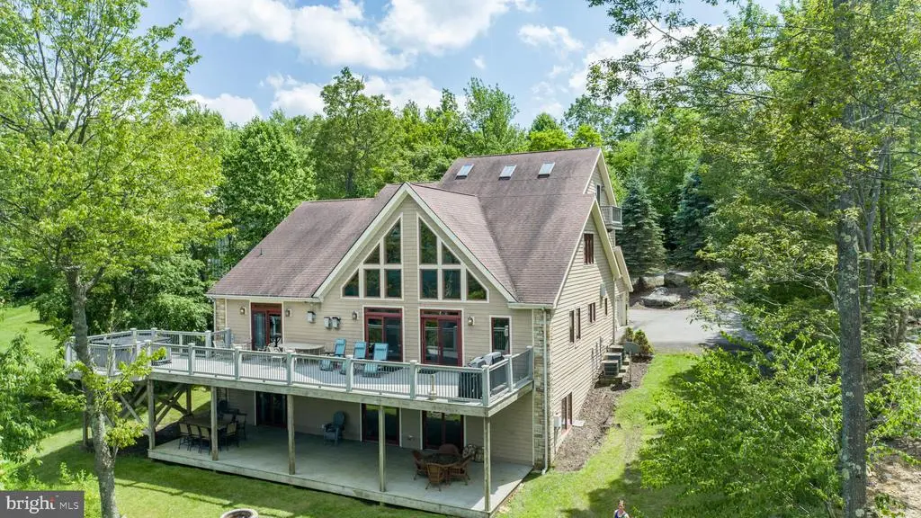 165 Parkside North Ct, Mc Henry