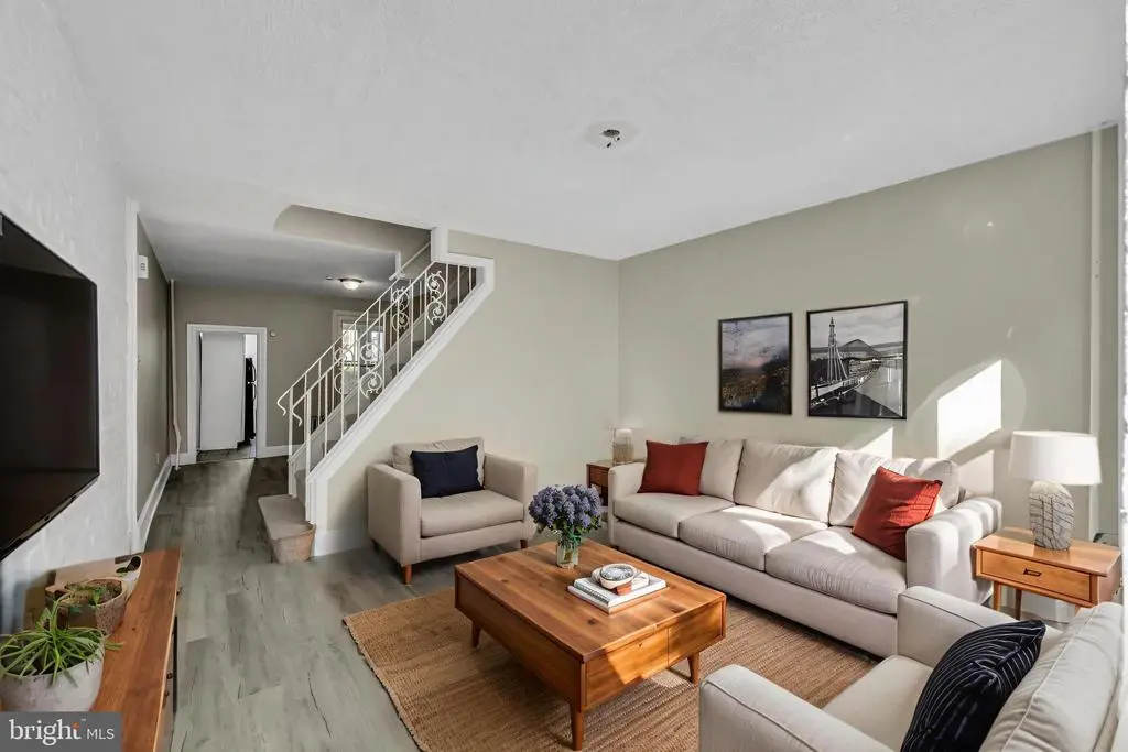 4413 Baker St, PHILADELPHIA