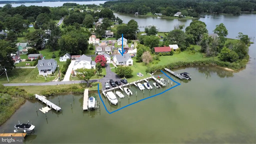 6398 Duck Cove Ln, Neavitt