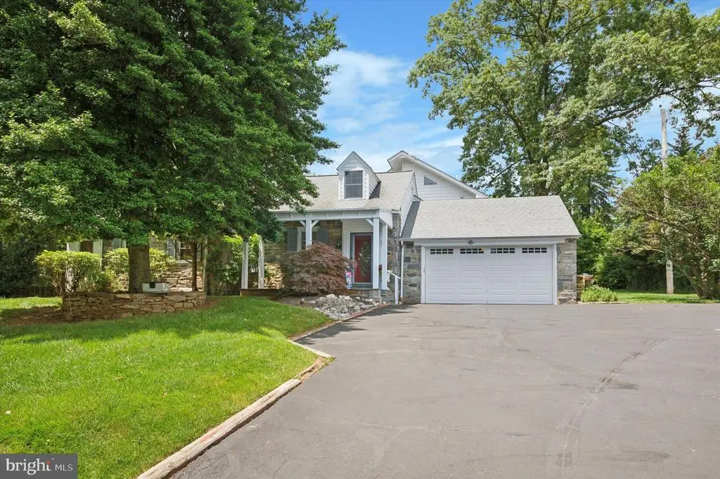 2440 Walton Rd, HUNTINGDON VALLEY