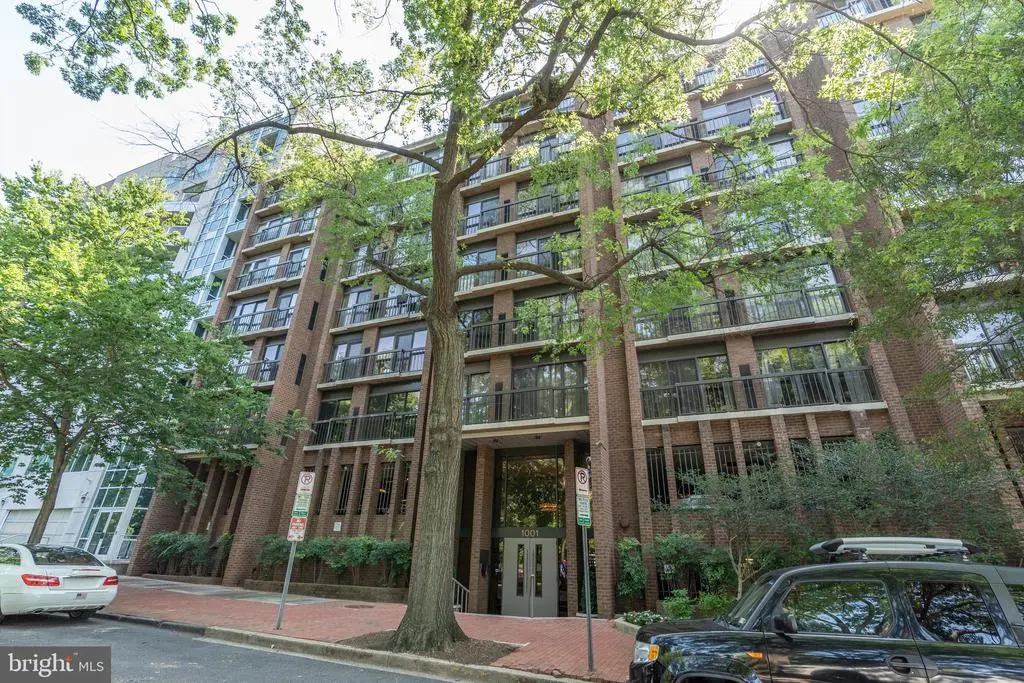 1001 26th St Nw #607, WASHINGTON