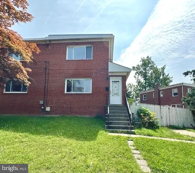 1001 Ruatan St, Silver Spring