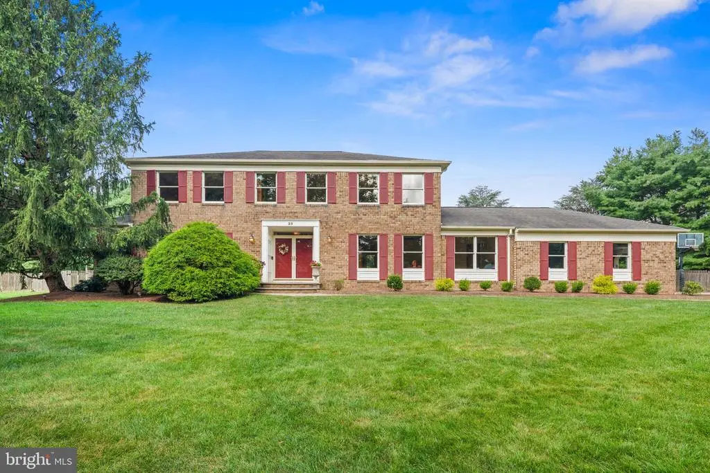 23 Briarwood Dr, Princeton Junction