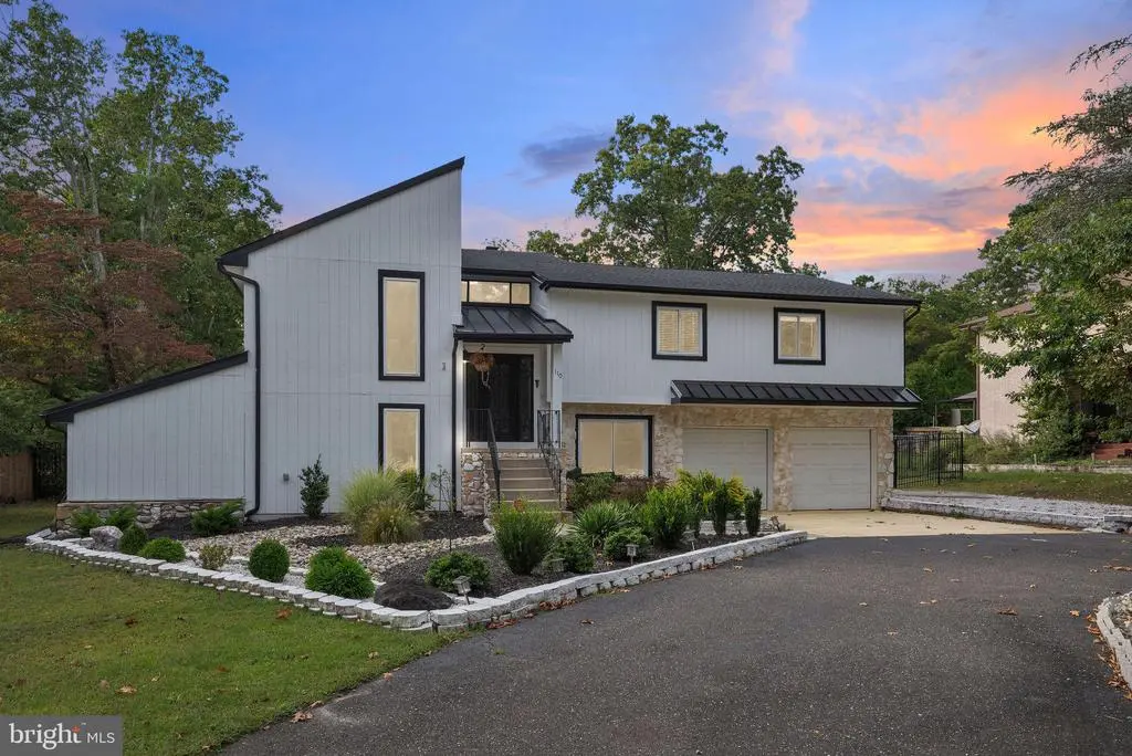 110 Hopewell Rd, MARLTON