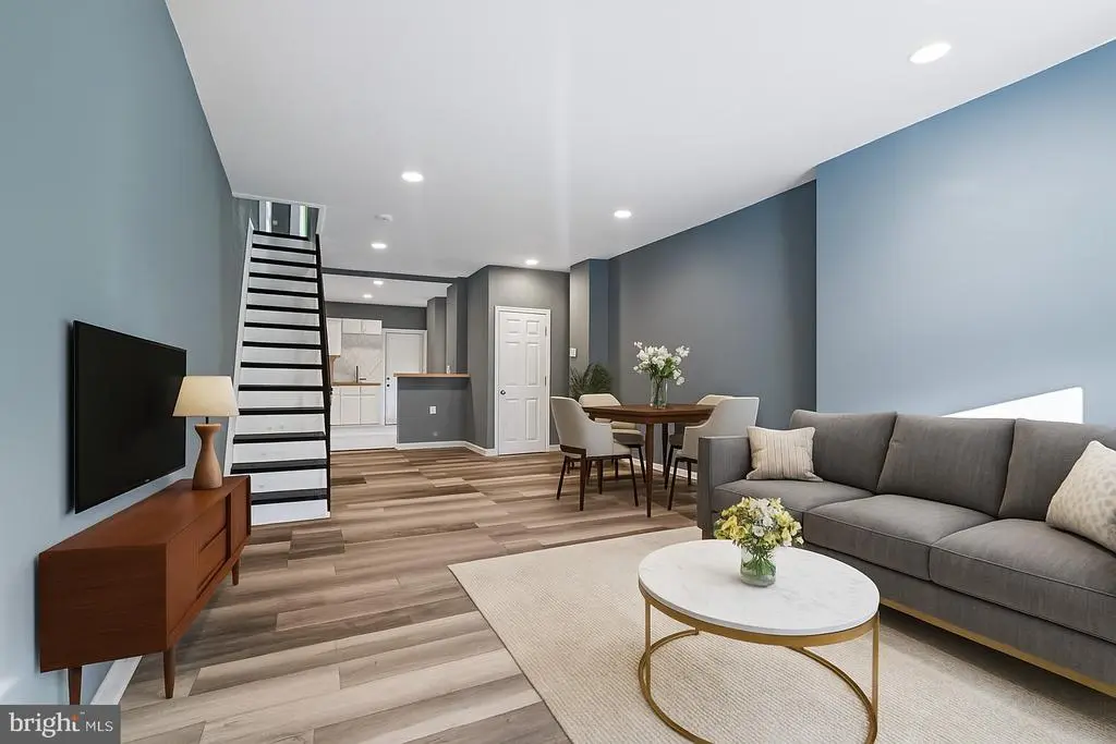 1307 S Hanson St, PHILADELPHIA