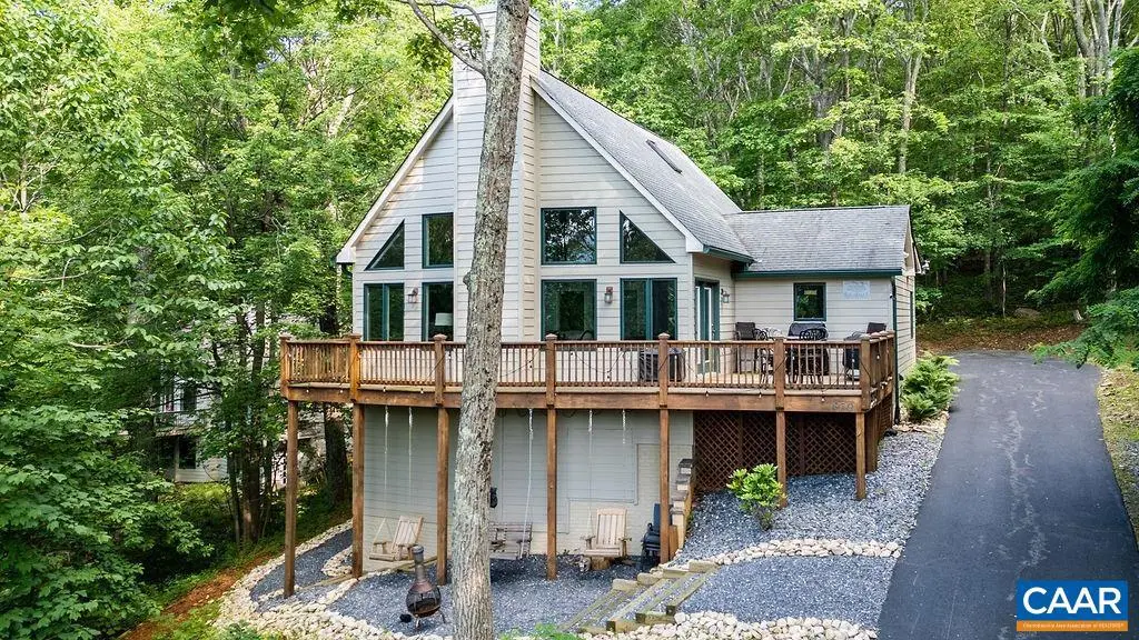 679 Pedlars Edge Dr, WINTERGREEN