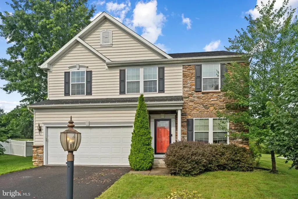 1057 Huntington Rd, QUAKERTOWN