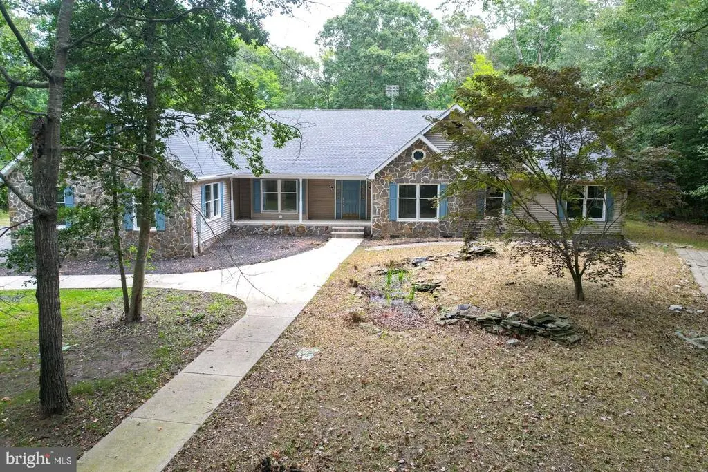 23448 Ponderosa Dr, SEAFORD