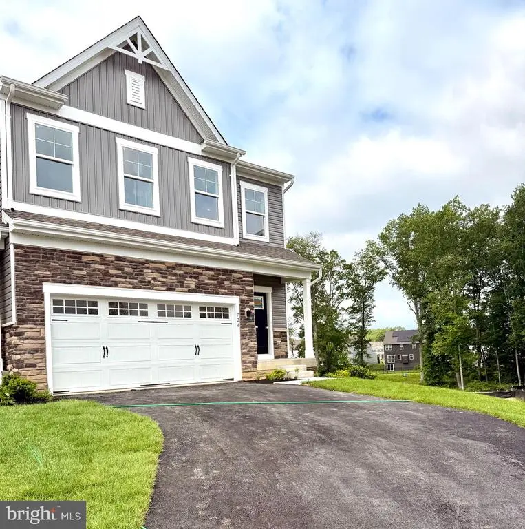 724 Aldora Dr #111, Aberdeen