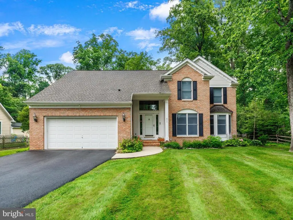 849 Holly Dr S, Annapolis