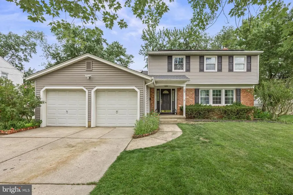 10 Old Colony Ln, Marlton