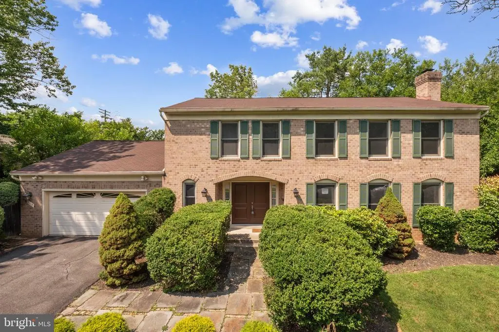 6117 Nightshade Ct, Rockville