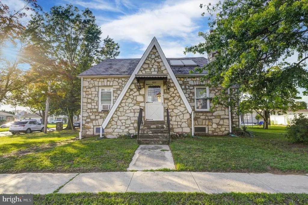 809 Olive St, FLORENCE