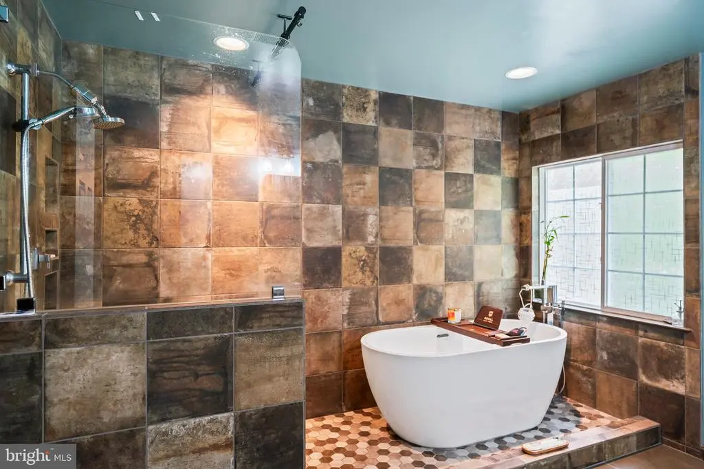 3489 Eagle Ridge Dr, WOODBRIDGE