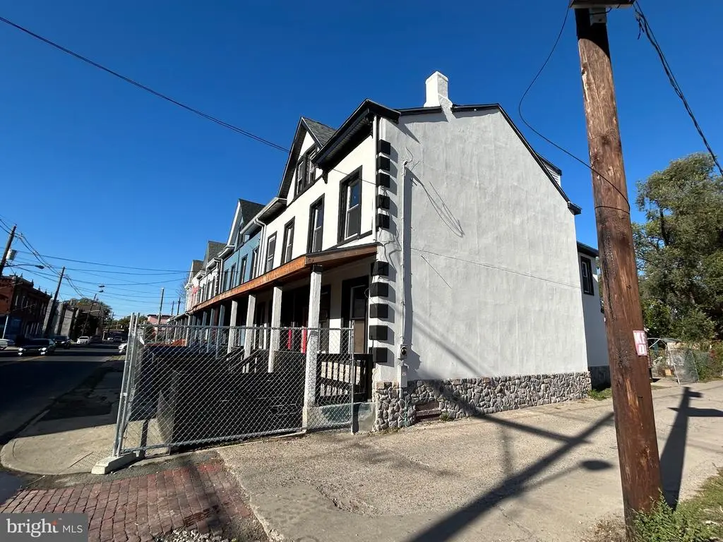 114 Chambers St, TRENTON